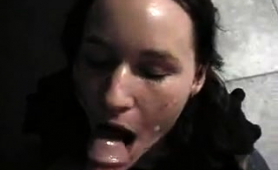 Sex-starved Brunette Going Down On A Massive Veined Shlong