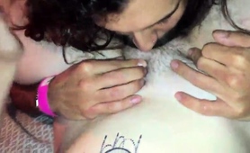 Lamiendo Y Chupando Peludo
