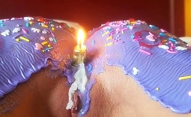 amateur-brunette-gets-a-birthday-lit-candle-in-her-ass